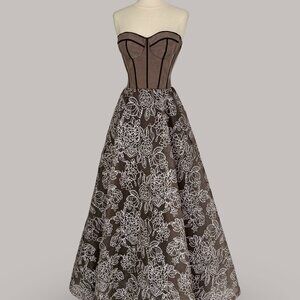 Preloved US 4 Anna Augusta Floral Lace Maxi Evening Gown